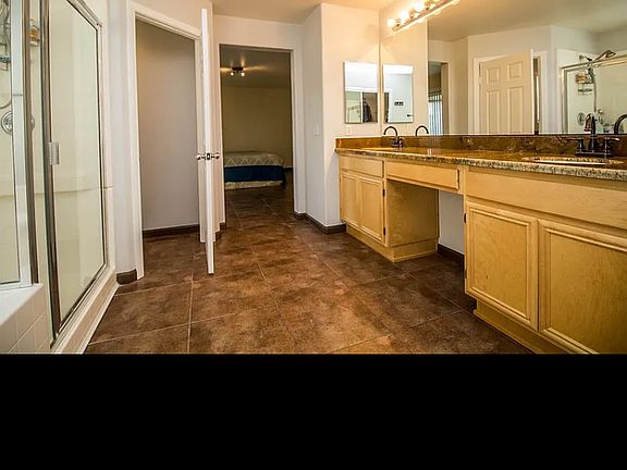 2nd image of 13773 Plantain St