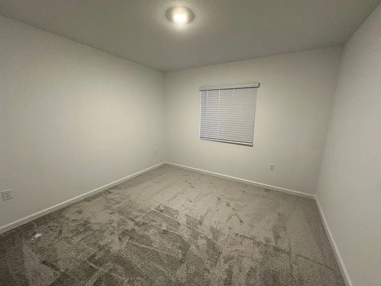1704 Bullock Dr — Photo 7