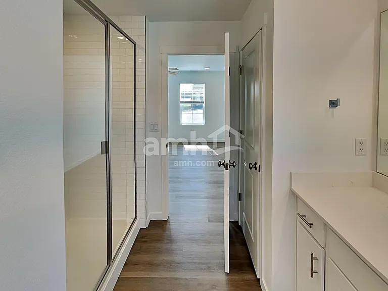26112 E Calhoun Cir — Photo 11