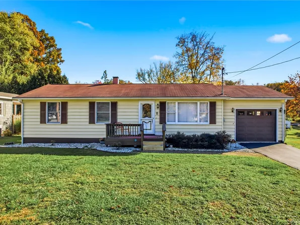 8 Cora St, Greenville, PA 16125