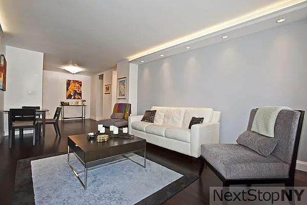 Sold by NextStopNY | media 16