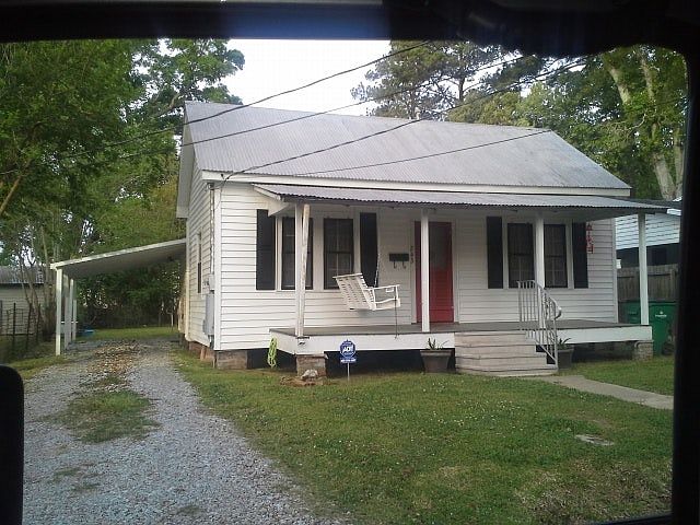 1st image of 243 S Guidry St