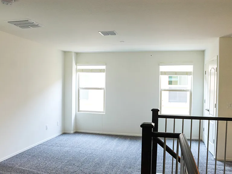 1829 W Spur Dr — Photo 36