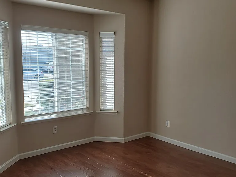 1566 Persimmon St #1 — Photo 3