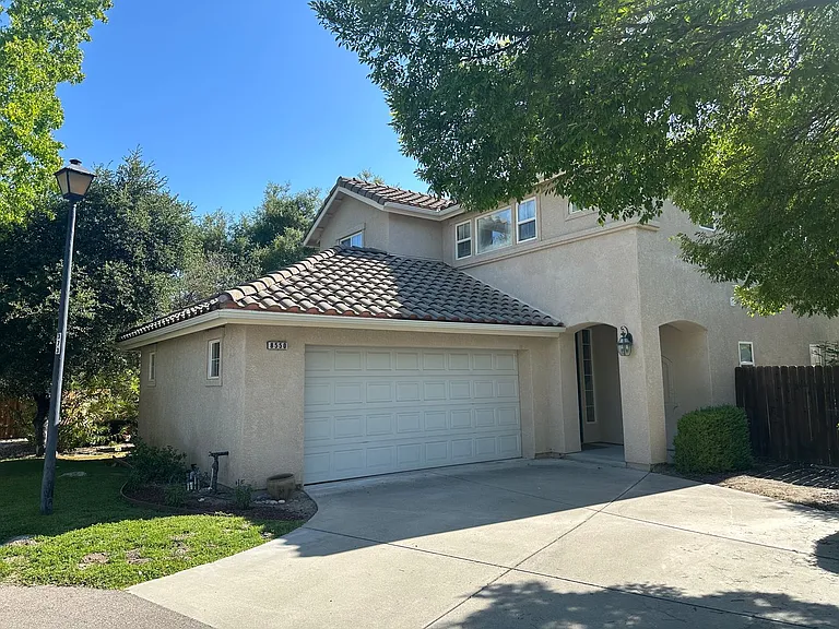 8550 Paseo De Caballo — Photo 1