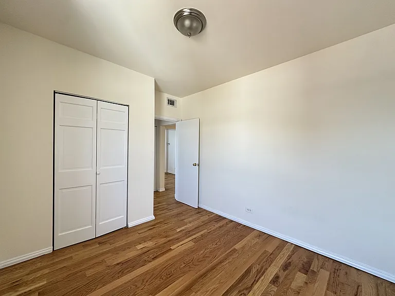 2349 N Drake Ave #4 — Photo 15