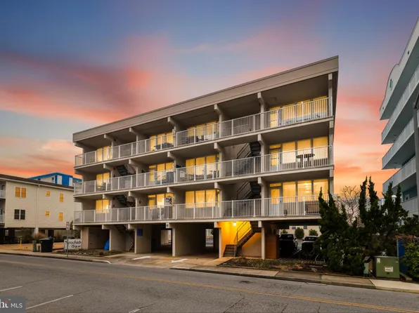 11 51st St Unit 101, Ocean City, MD 21842