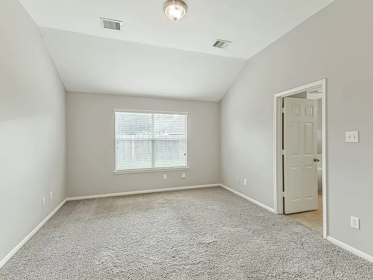 13831 Hillingdale Ln — Photo 19