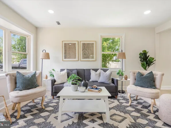 8111 Holly Rd, Baltimore, MD 21226