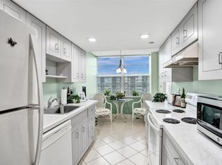 1100 Saint Charles Pl APT 612, Pembroke Pines, FL 33026