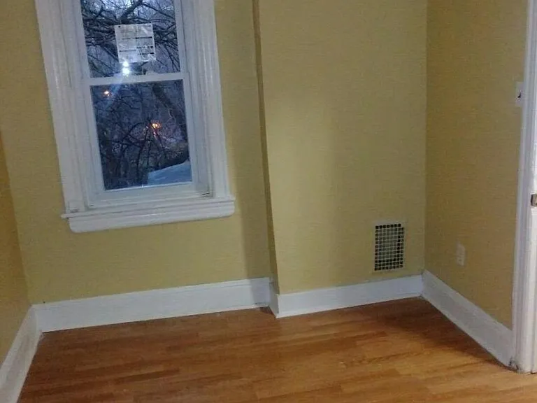 556 Edgewood Ave — Photo 12
