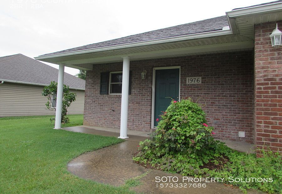 1st image of 1976 Country Club Pl