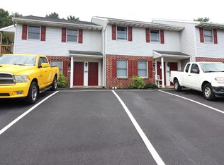 67 Oriole Dr, Ephrata, PA 17522