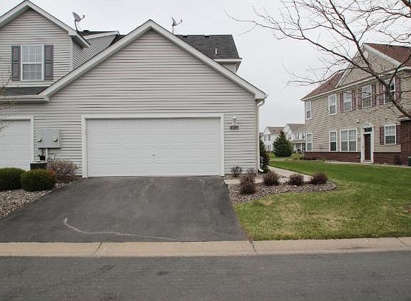 4th image of 11371 Aberdeen Cir NE Unit A