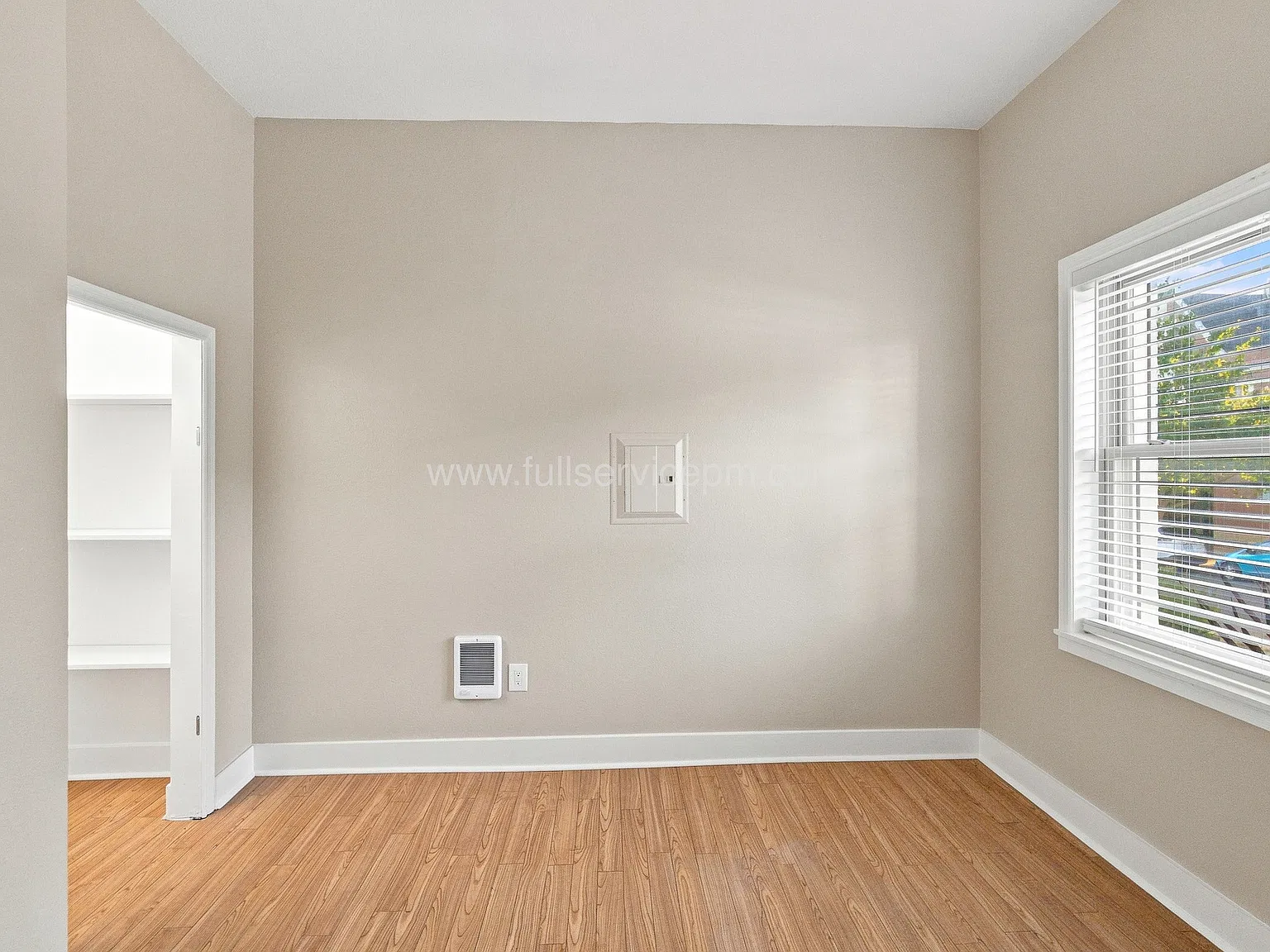 2 bed, 975 sqft, $2,195 — Photo 3