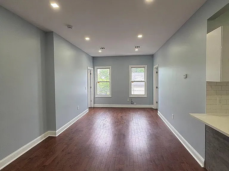 307 Broadway #6D — Photo 4