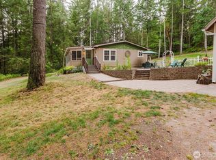 575 SW Wycoff Rd, Pt Orchard, WA 98367