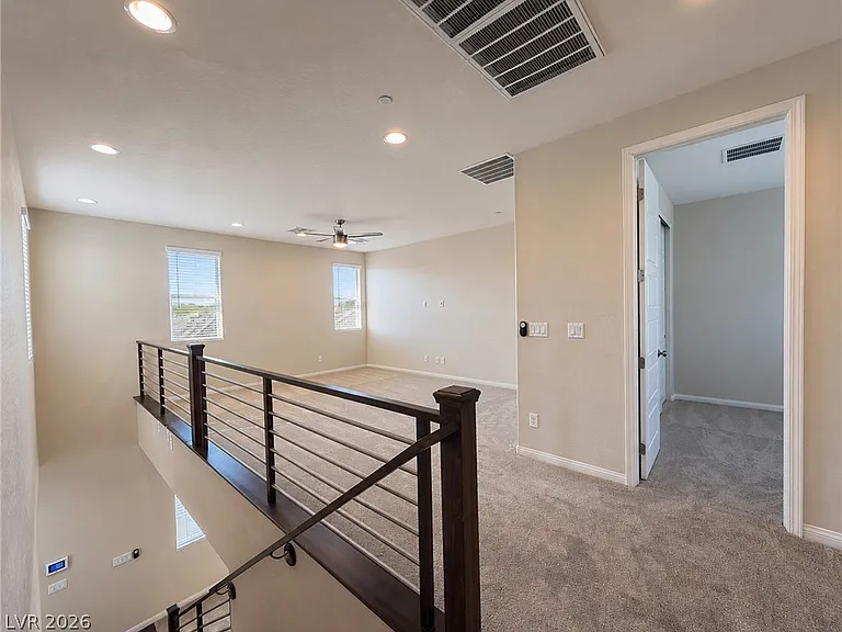 141 Neverland Ave — Photo 22