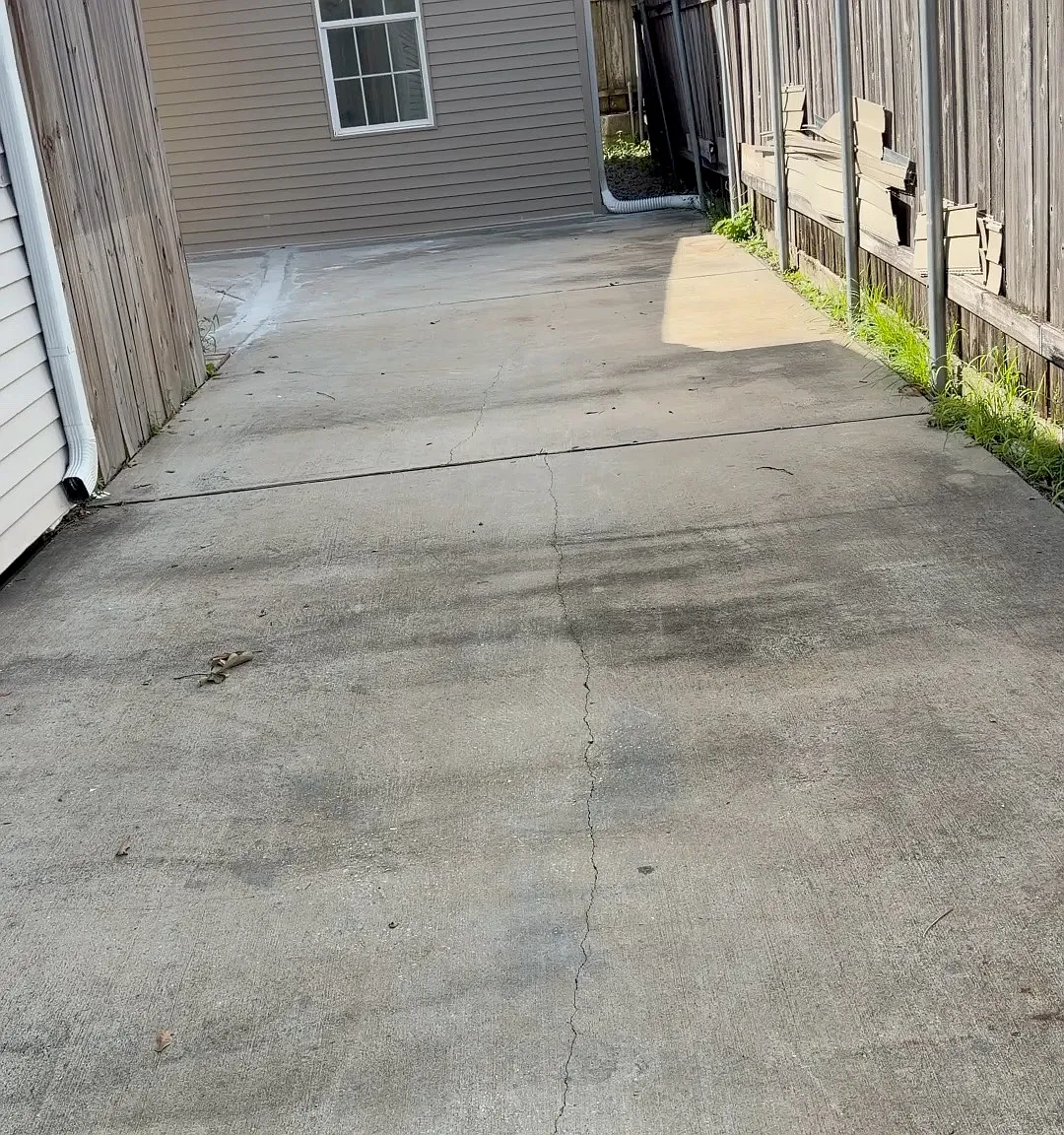 3 bed, 900 sqft, $1,850 — Photo 3