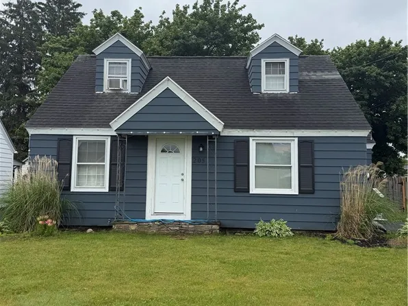 205 Chapman Pl, Elmira, NY 14901
