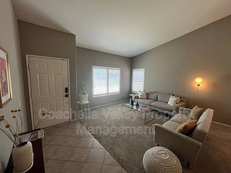2162 Shannon Way — Photo 40