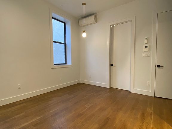 3rd image of 1337 Gates Ave #Bb3