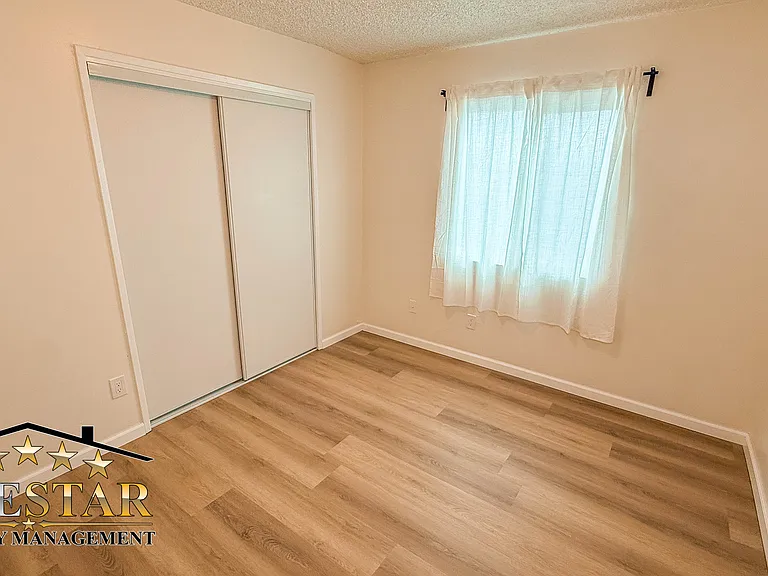 3815 Mitchell Ave #A — Photo 18