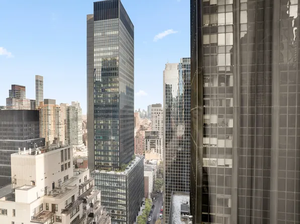 138 East 50th Street image 19 of 69