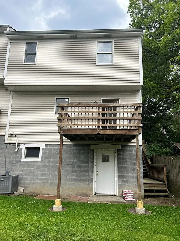 2 bed, 1400 sqft, $1,350 — Photo 2
