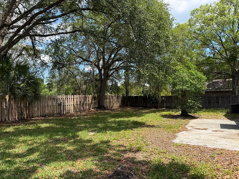 8418 Bottlebrush Ct — Photo 11