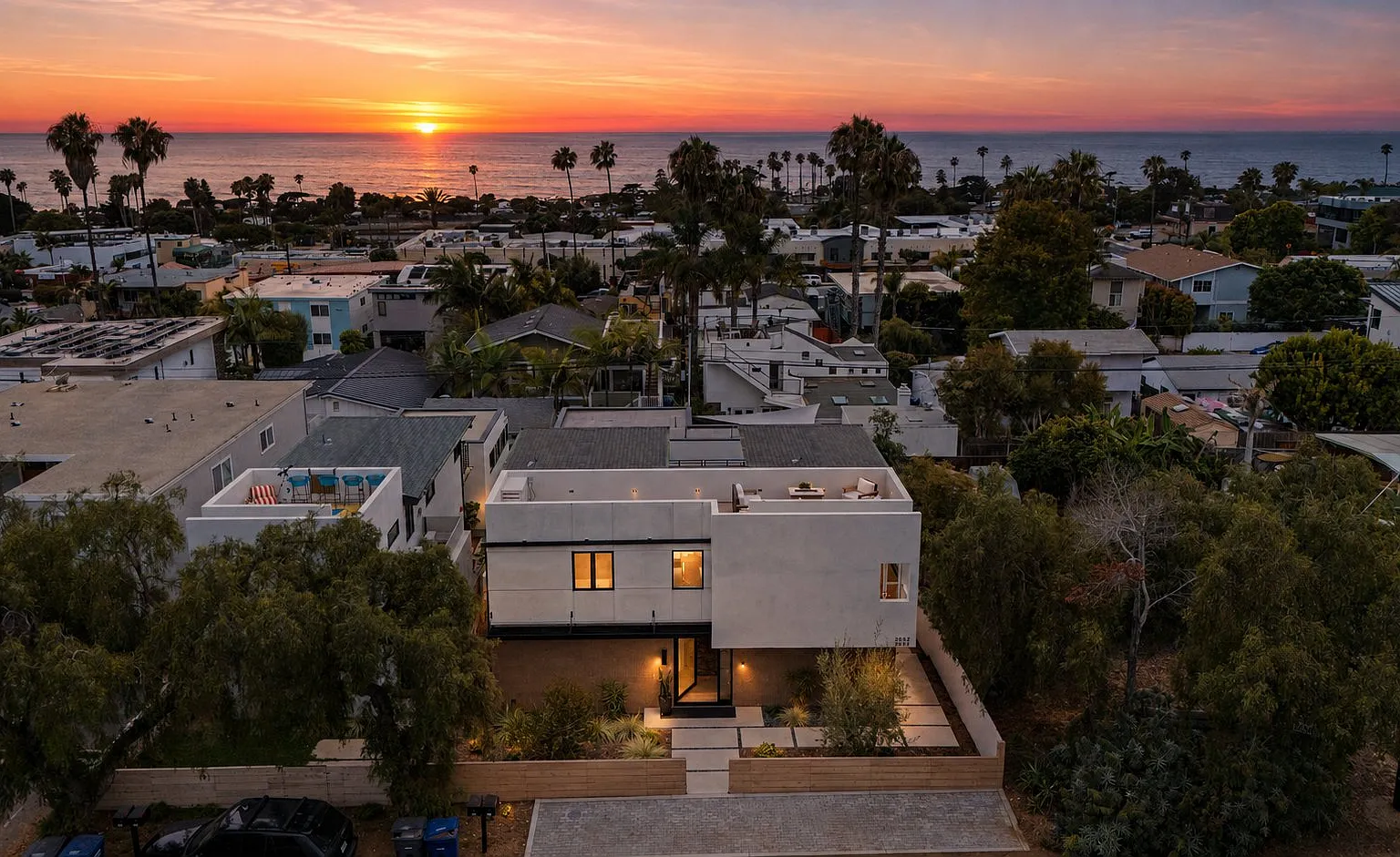 Furnished 4 Bed, 3 Bath Home in Cardiff by the Sea with Ocean View| $19000/mo| Month-to-month — Photo 1