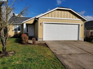 1555 S 57th Pl, Springfield, OR 97478