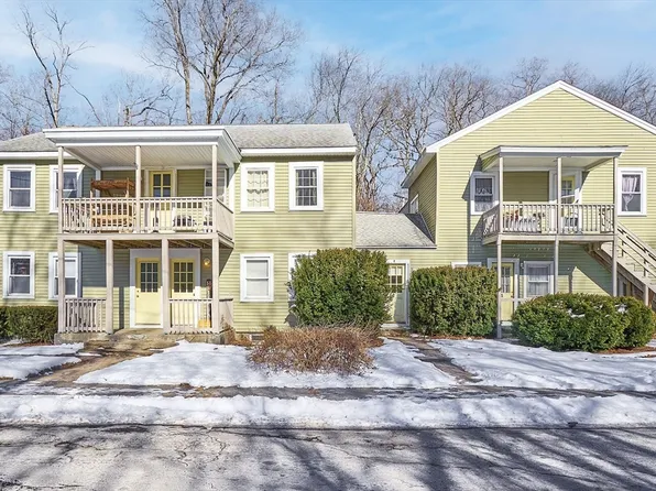21 Mill St, Shirley, MA 01464