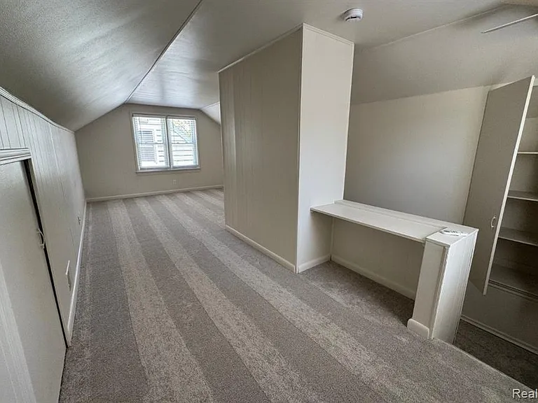 128 Girard Ave — Photo 18