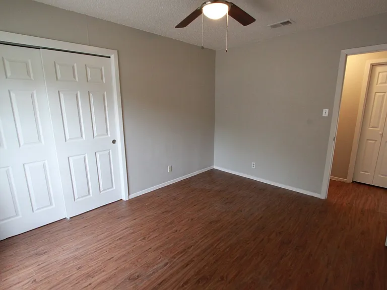 6606 Betty Cook Dr — Photo 23