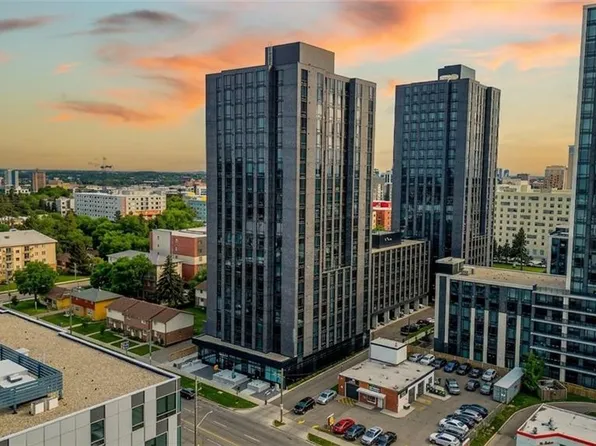 145 Columbia St W #1210, Waterloo, ON N2L 0K7