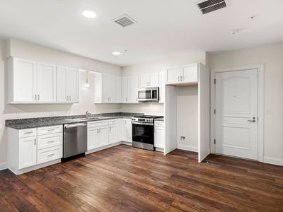 10 Franklin Ave APT 104, Revere, MA, 02151