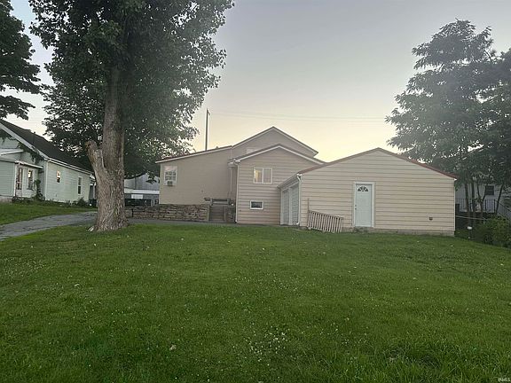 2nd image of 110 N Poplar St