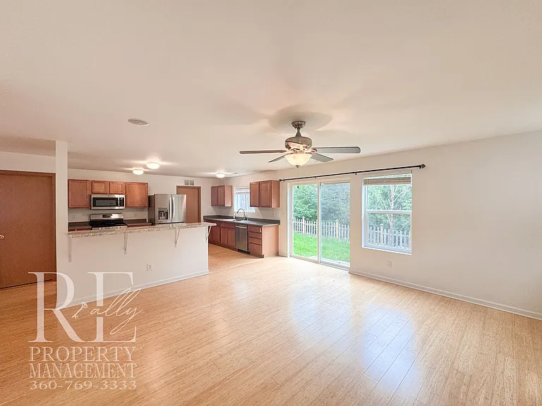 21050 Brevik Pl NW — Photo 5