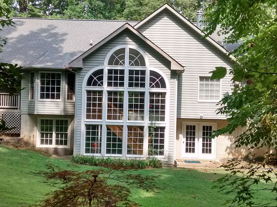 Large Atrium Open Floor Plan