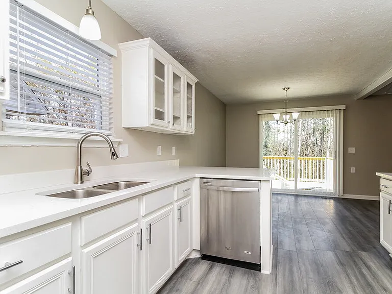 648 Ransom Village Way — Photo 8