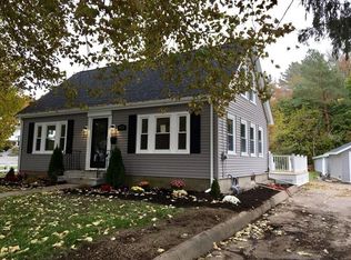 923 Hancock St, Abington, MA 02351
