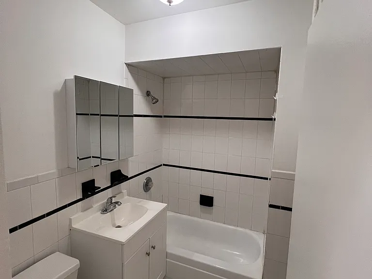 6207 Kennedy Blvd E #1N — Photo 6