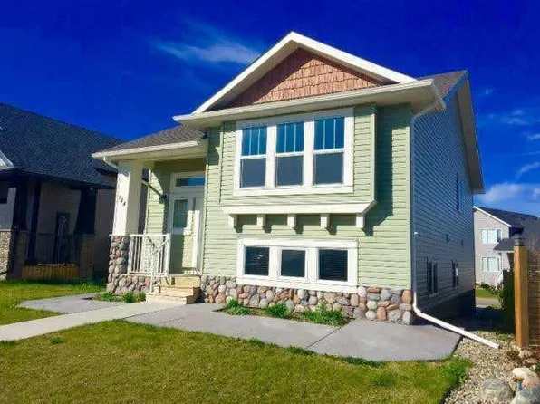 144 E Mount Sundial Ct W, Lethbridge, AB T1J 5C3