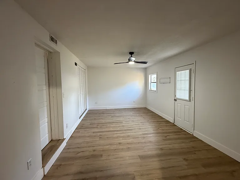 1006 Trenton Dr — Photo 13