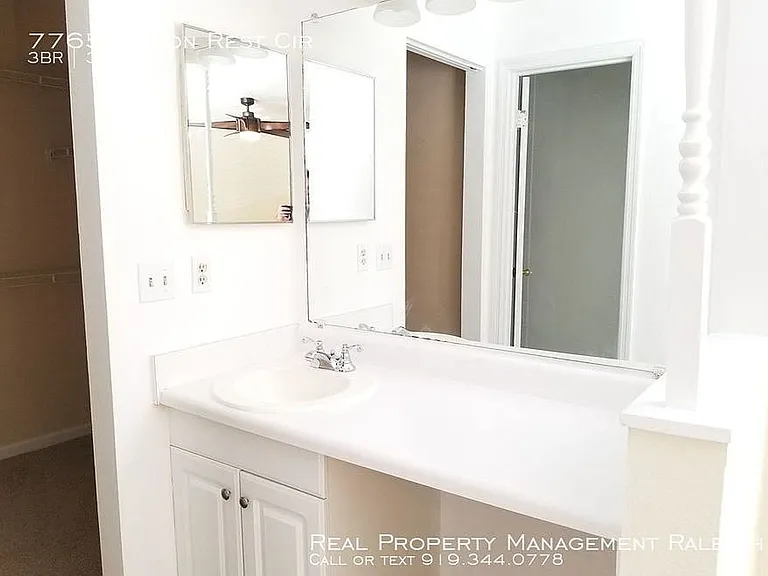 7765 Falcon Rest Cir — Photo 15