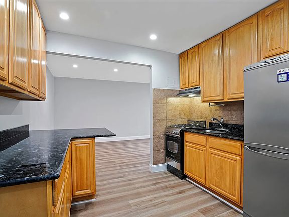 4th image of 143-25 84th Dr #1H