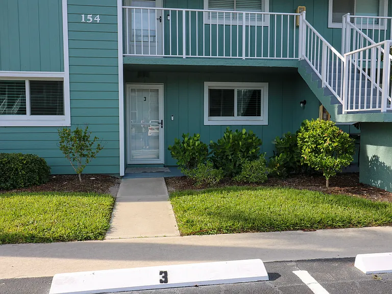 Cypress Way E — Photo 2
