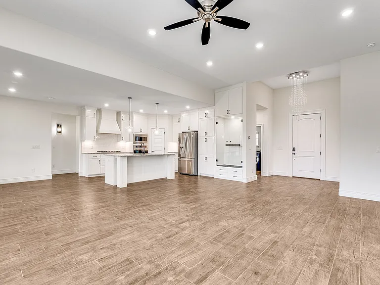 1100 Brandon Way — Photo 21