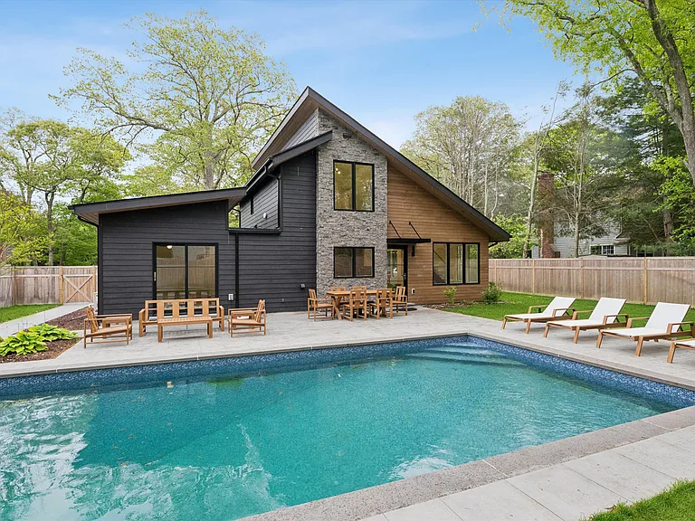 17 Heather Dr — Photo 14